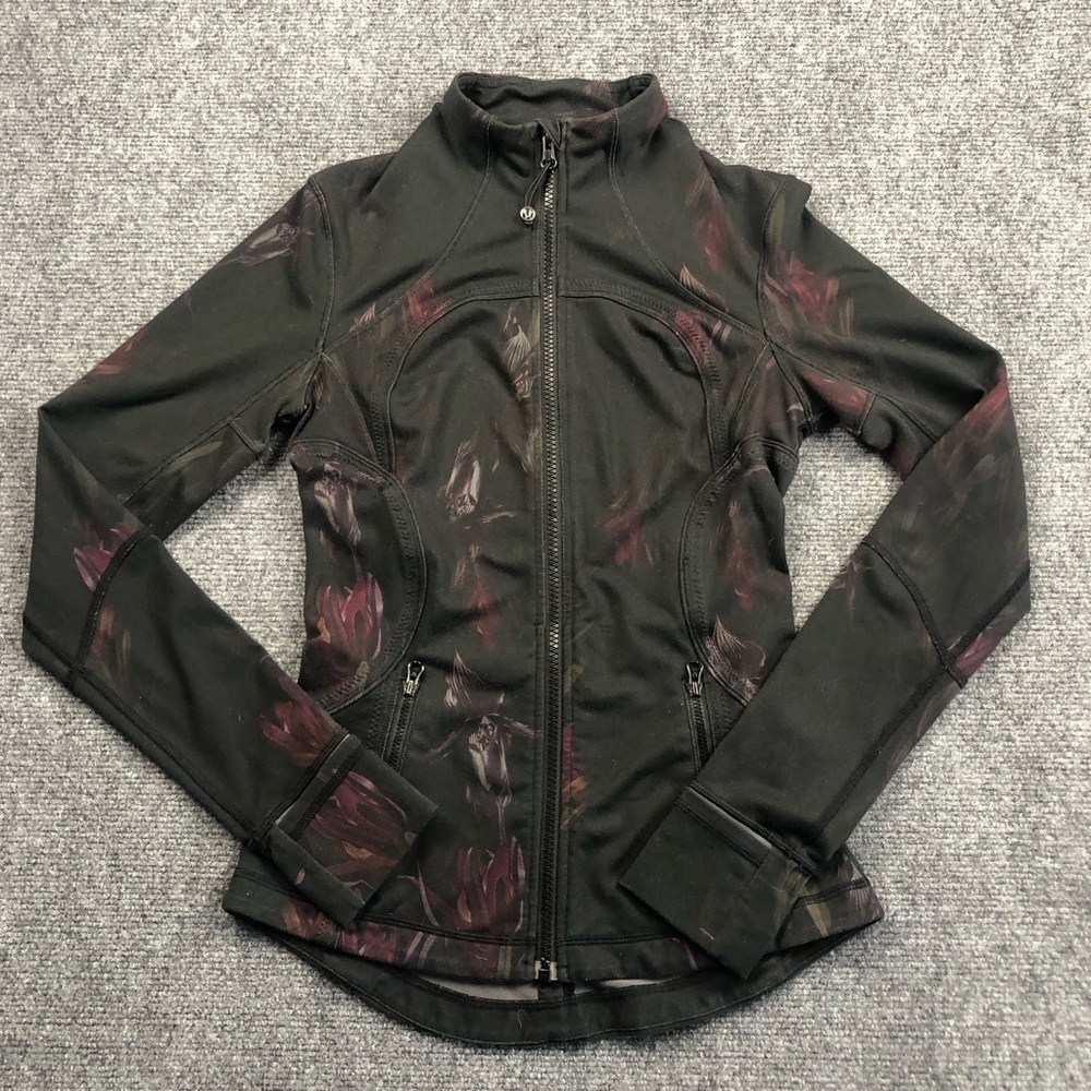 Lululemon Women’s Forme Full-Zip Jacket with Cuffins